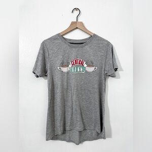 Friends Central Perk T-Shirt 90s Tv Show Size Large Casual Sitcom